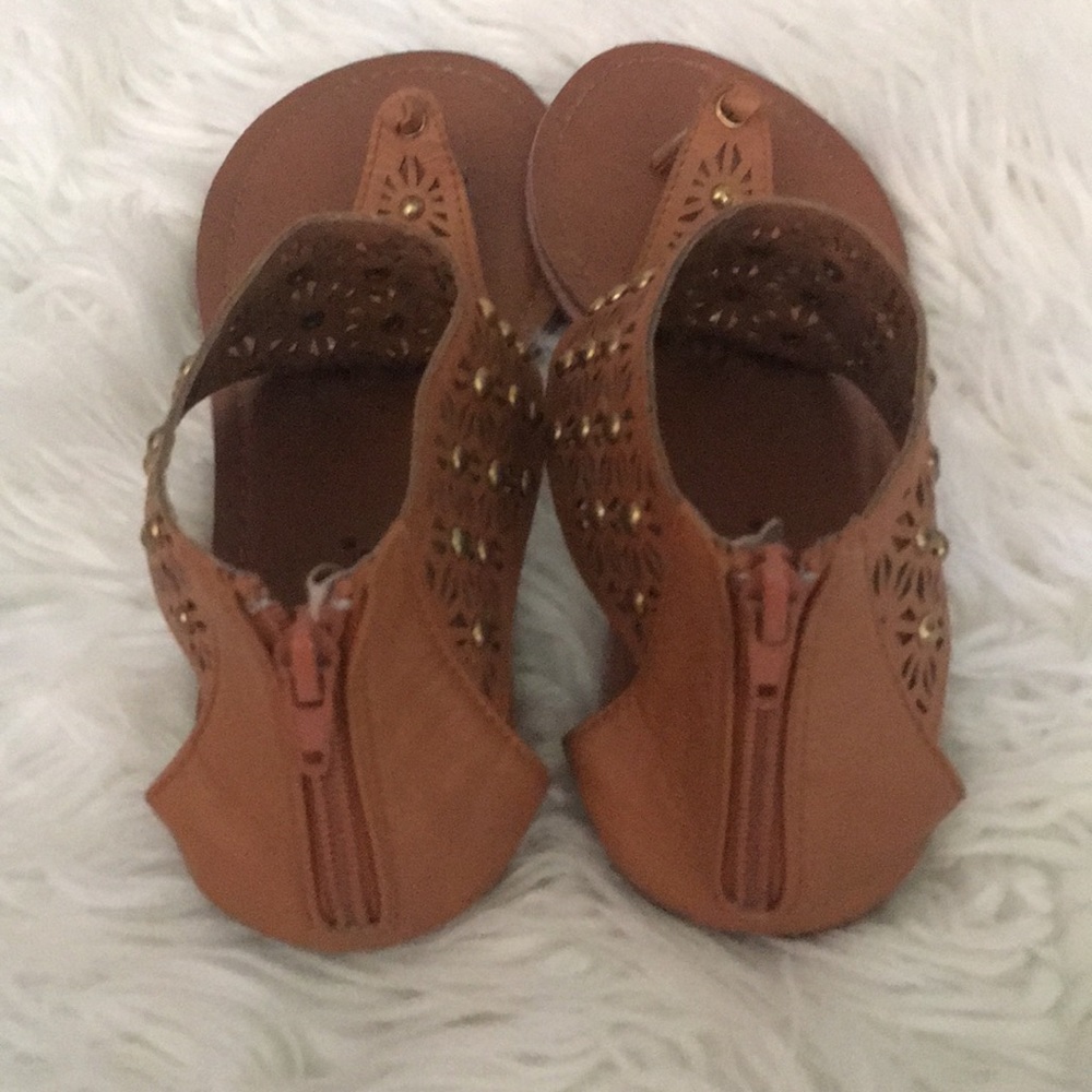 Sandals - Picture 3 of 3